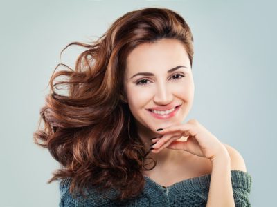 woman smiling with veneers.